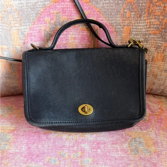 Vintage Coach Casino Bag 9924 Black Crossbody Leather Turn-Lock Top-Handle - Picture 1 of 9